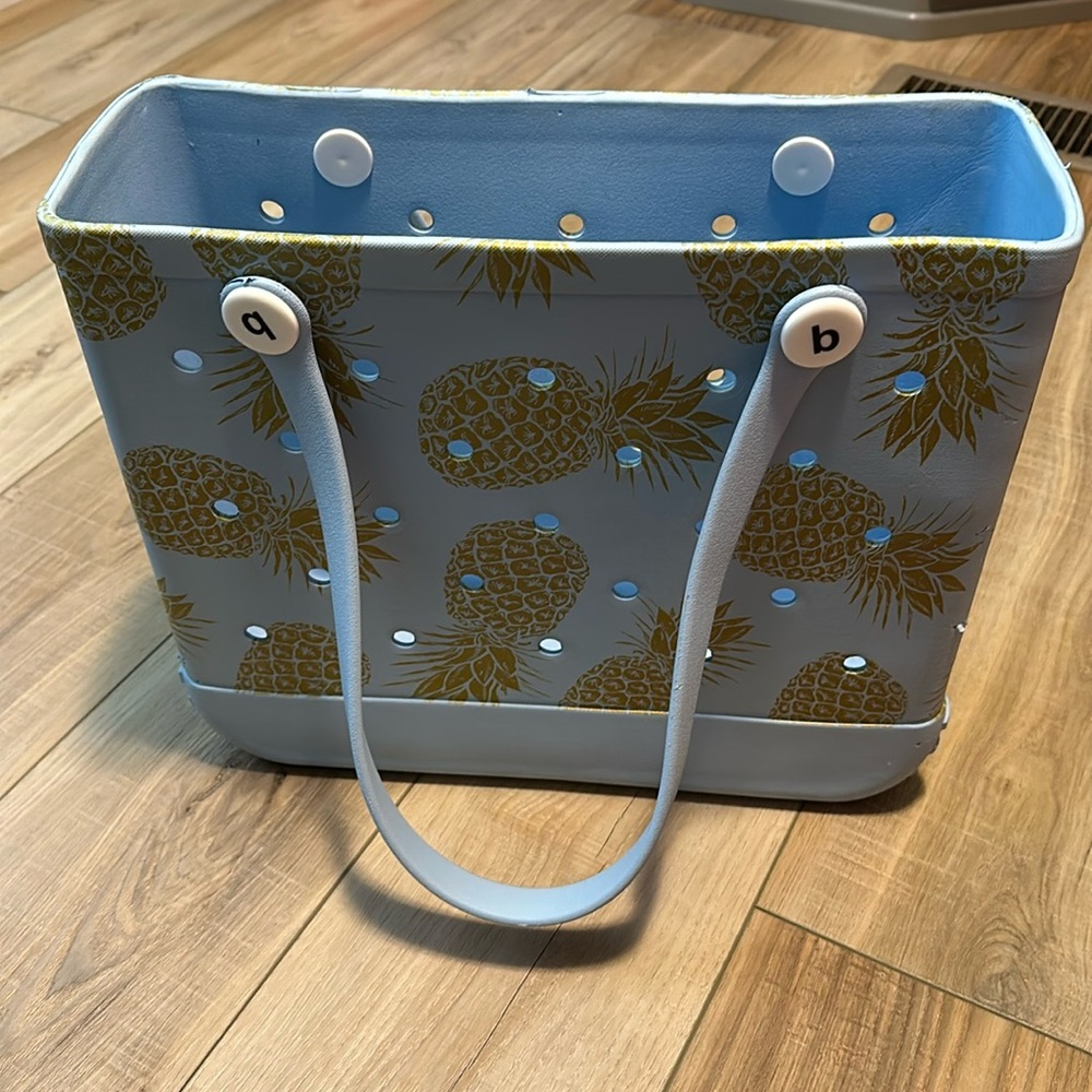 BABY BOGG BAG PINEAPPLE PRINT  Limited Edition TOTE Light Blue 15" x 12" x 5"